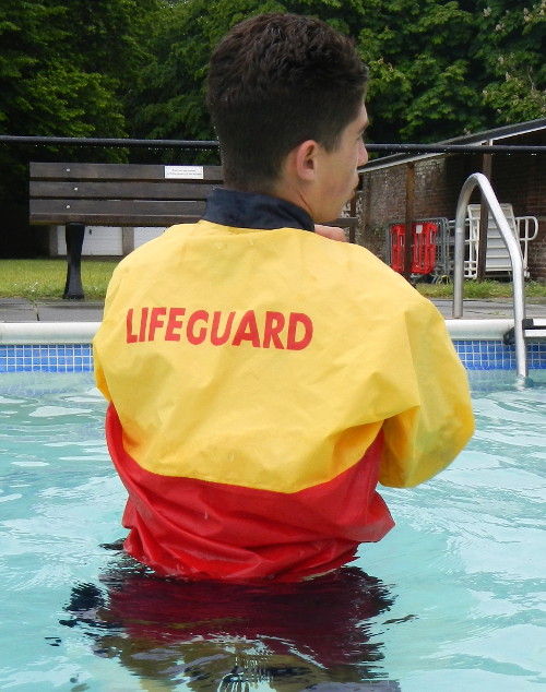 Click for next image image