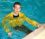 SURVIVAL, RESISTANCE SWIMMING
Unlined anoraks are best for effective pool training 4